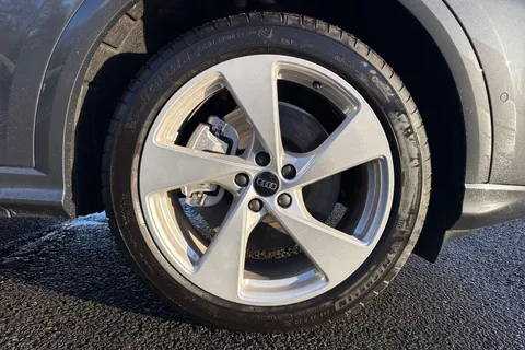  Audi Q5 2.0 TDI S line Sportback S Tronic quattro Euro 6 (s/s) 5dr Thumbnail #6