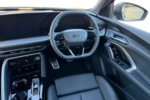  Audi Q5 2.0 TDI S line Sportback S Tronic quattro Euro 6 (s/s) 5dr Thumbnail #12