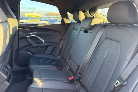  Audi Q5 2.0 TDI S line Sportback S Tronic quattro Euro 6 (s/s) 5dr Thumbnail #13