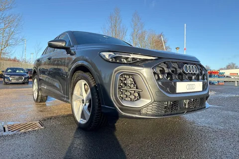  Audi Q5 2.0 TDI S line Sportback S Tronic quattro Euro 6 (s/s) 5dr Thumbnail #27