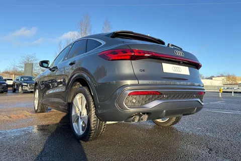  Audi Q5 2.0 TDI S line Sportback S Tronic quattro Euro 6 (s/s) 5dr Thumbnail #36