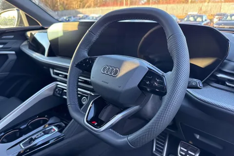  Audi Q5 2.0 TDI S line Sportback S Tronic quattro Euro 6 (s/s) 5dr Thumbnail #45