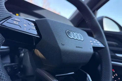  Audi Q5 2.0 TDI S line Sportback S Tronic quattro Euro 6 (s/s) 5dr Thumbnail #49