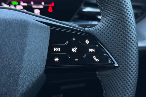  Audi Q5 2.0 TDI S line Sportback S Tronic quattro Euro 6 (s/s) 5dr Thumbnail #51