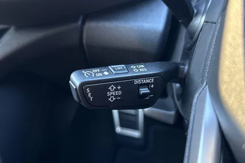  Audi Q5 2.0 TDI S line Sportback S Tronic quattro Euro 6 (s/s) 5dr Thumbnail #53