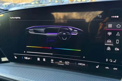  Audi Q5 2.0 TDI S line Sportback S Tronic quattro Euro 6 (s/s) 5dr Thumbnail #56