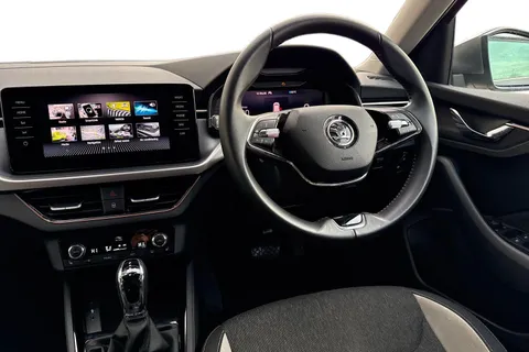 GL23YTZ Škoda Kamiq 1.5 TSI SE L Executive 5dr DSG Thumbnail #12
