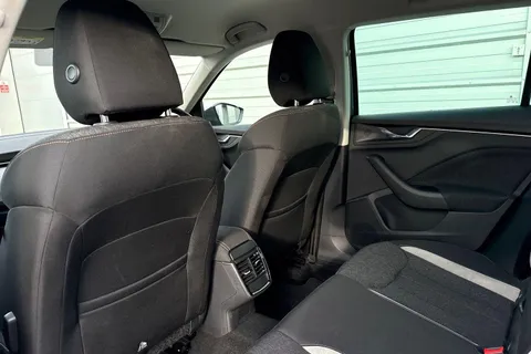 GL23YTZ Škoda Kamiq 1.5 TSI SE L Executive 5dr DSG Thumbnail #35