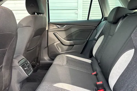 GL23YTZ Škoda Kamiq 1.5 TSI SE L Executive 5dr DSG Thumbnail #36