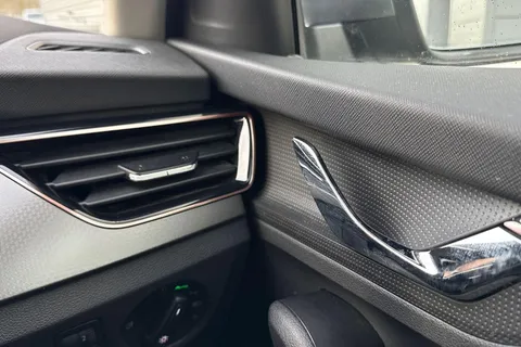 GL23YTZ Škoda Kamiq 1.5 TSI SE L Executive 5dr DSG Thumbnail #42