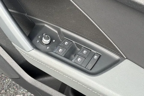 LL72AHK Audi A3 30 TFSI S Line 5dr S Tronic Thumbnail #20