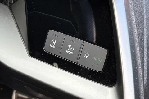 LL72AHK Audi A3 30 TFSI S Line 5dr S Tronic Thumbnail #35