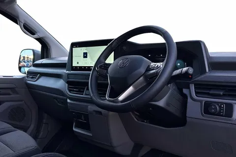 BD75YMG Volkswagen Transporter 2.0 TDI 150 Commerce Pro Van Auto Thumbnail #6