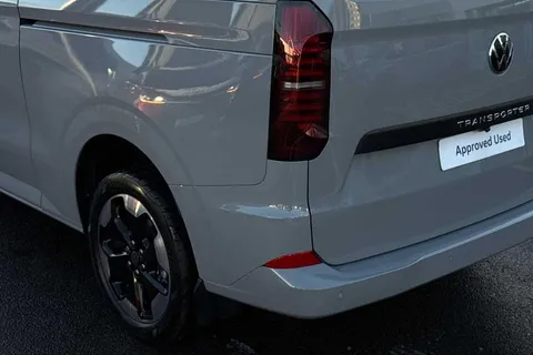 BD75YMG Volkswagen Transporter 2.0 TDI 150 Commerce Pro Van Auto Thumbnail #15