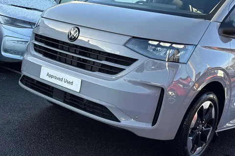 BT75APO Volkswagen Transporter 2.0 TDI 150 Commerce Pro Van Auto Thumbnail #31