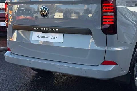 BT75APO Volkswagen Transporter 2.0 TDI 150 Commerce Pro Van Auto Thumbnail #37