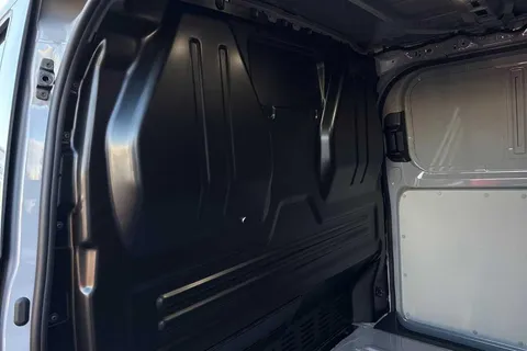 BD75YMG Volkswagen Transporter 2.0 TDI 150 Commerce Pro Van Auto Thumbnail #44