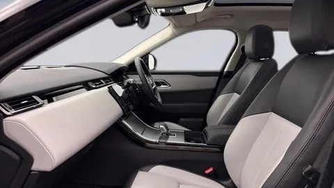 KT24WLJ Land Rover Range Rover Velar 2.0 D200 MHEV Dynamic SE 5dr Auto Thumbnail #3