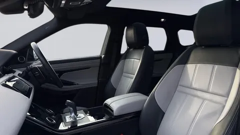DN22YUR Land Rover Range Rover Evoque 2.0 D200 Evoque Edition 5dr Auto Thumbnail #3
