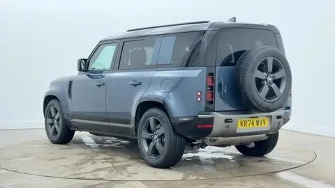 KR74WVV Land Rover Defender 2.0 P300e X-Dynamic HSE 110 5dr Auto Thumbnail #2