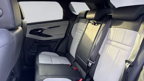 DN22YUR Land Rover Range Rover Evoque 2.0 D200 Evoque Edition 5dr Auto Thumbnail #4