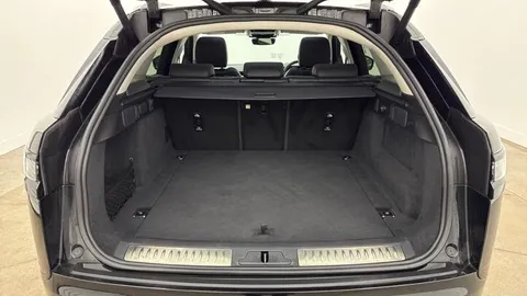 KT24WLJ Land Rover Range Rover Velar 2.0 D200 MHEV Dynamic SE 5dr Auto Thumbnail #10