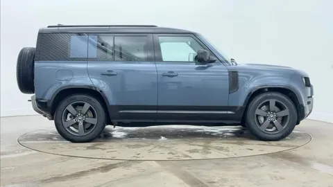 KR74WVV Land Rover Defender 2.0 P300e X-Dynamic HSE 110 5dr Auto Thumbnail #5