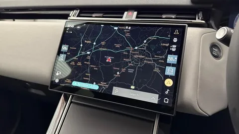 KT24WLJ Land Rover Range Rover Velar 2.0 D200 MHEV Dynamic SE 5dr Auto Thumbnail #11