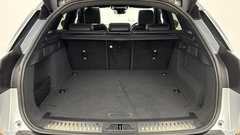 KW24LHD Land Rover Range Rover Velar 2.0 P400e Dynamic HSE 5dr Auto Thumbnail #10