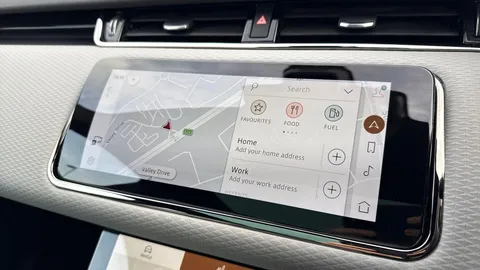 DN22YUR Land Rover Range Rover Evoque 2.0 D200 Evoque Edition 5dr Auto Thumbnail #11