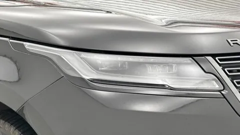 KT24WLJ Land Rover Range Rover Velar 2.0 D200 MHEV Dynamic SE 5dr Auto Thumbnail #16