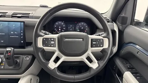 KR74WVV Land Rover Defender 2.0 P300e X-Dynamic HSE 110 5dr Auto Thumbnail #15