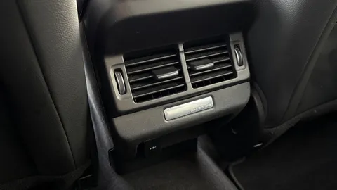 DN22YUR Land Rover Range Rover Evoque 2.0 D200 Evoque Edition 5dr Auto Thumbnail #18