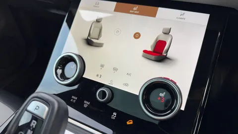 DN22YUR Land Rover Range Rover Evoque 2.0 D200 Evoque Edition 5dr Auto Thumbnail #22