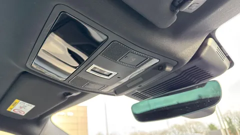 DN22YUR Land Rover Range Rover Evoque 2.0 D200 Evoque Edition 5dr Auto Thumbnail #23