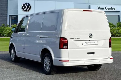 DE74WXM Volkswagen Transporter 2.0 TDI 110 Highline Van Thumbnail #3