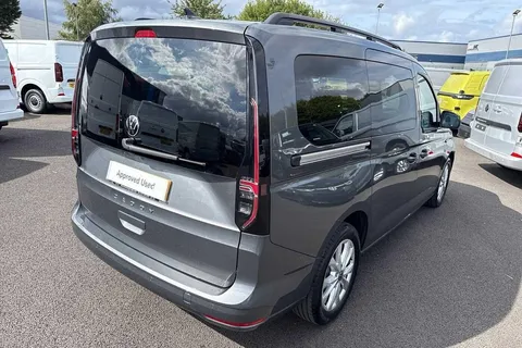 DG74CZK Volkswagen Caddy Maxi 2.0 TDI 122 Life 5dr DSG Thumbnail #30