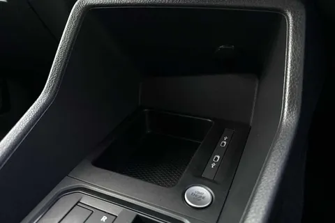 DG74CZK Volkswagen Caddy Maxi 2.0 TDI 122 Life 5dr DSG Thumbnail #38