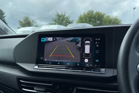 DG74CZK Volkswagen Caddy Maxi 2.0 TDI 122 Life 5dr DSG Thumbnail #51