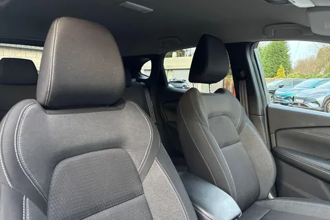 DV72JXR Nissan Qashqai 1.3 DiG-T MH 158 N-Connecta 5dr Xtronic Thumbnail #20