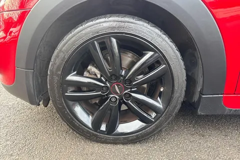 DE68FFA Mini Hatchback 1.5 Cooper II 3dr Thumbnail #22