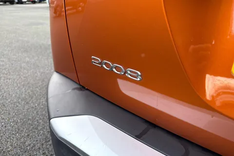 DE22ENL PEUGEOT 2008 1.2 PureTech 130 GT 5dr Thumbnail #32