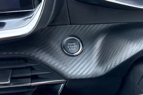 DE22ENL PEUGEOT 2008 1.2 PureTech 130 GT 5dr Thumbnail #52