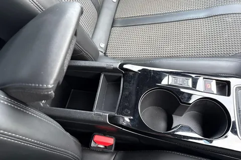 DE22ENL PEUGEOT 2008 1.2 PureTech 130 GT 5dr Thumbnail #59