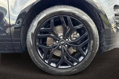 9 of 51 for Land Rover Range Rover Evoque 2.0 D200 Evoque Edition 5dr