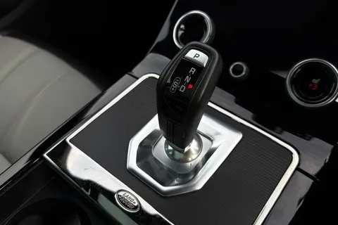 14 of 51 for Land Rover Range Rover Evoque 2.0 D200 Evoque Edition 5dr