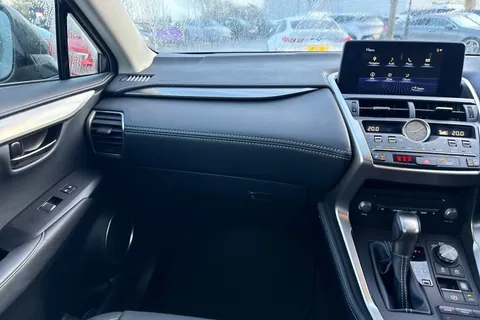 MK70RVN Lexus Nx 300h 2.5 5dr CVT [8" Nav] Thumbnail #19