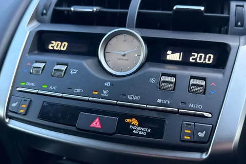 MK70RVN Lexus Nx 300h 2.5 5dr CVT [8" Nav] Thumbnail #21