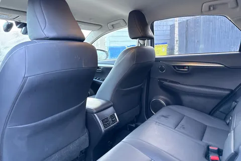 MK70RVN Lexus Nx 300h 2.5 5dr CVT [8" Nav] Thumbnail #31