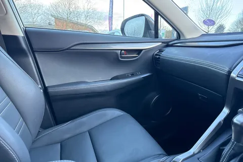 MK70RVN Lexus Nx 300h 2.5 5dr CVT [8" Nav] Thumbnail #57